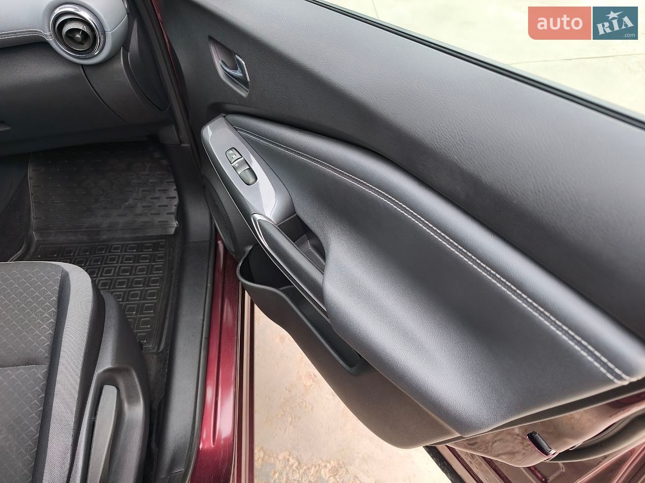 Nissan Juke 2022 VIN SJNFAAF16U1160809 фото оголошення 42 з 43