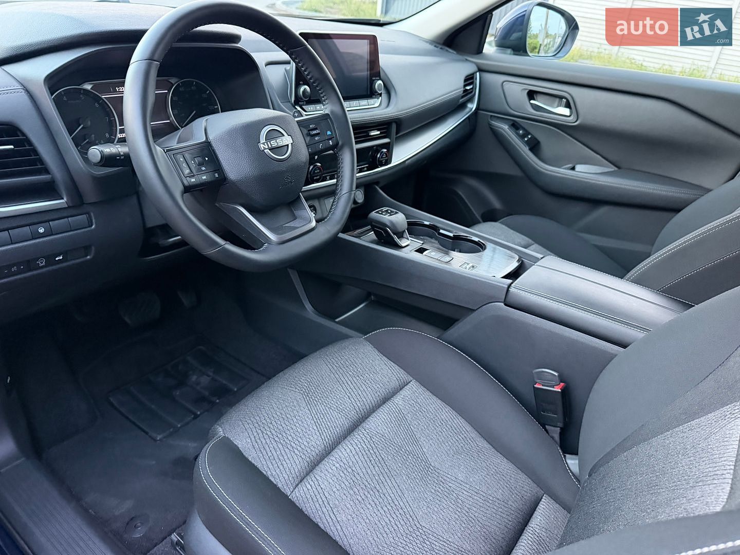 Nissan Rogue 2025 VIN 5N1BT3BA5SC811913 фото оголошення 13 з 42