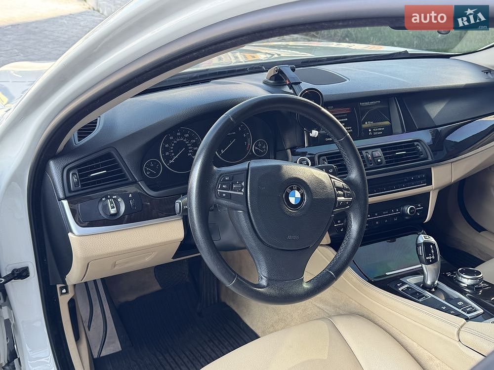 BMW 5 Series 2013 VIN WBA5A7C59ED613802 фото оголошення 8 з 12
