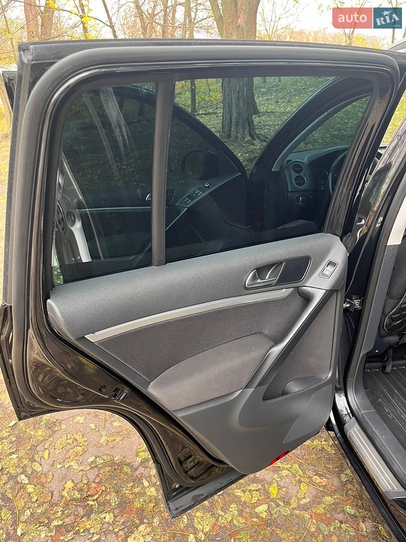 Volkswagen Tiguan 2013 VIN WVGZZZ5NZEW523891 фото оголошення 20 з 35