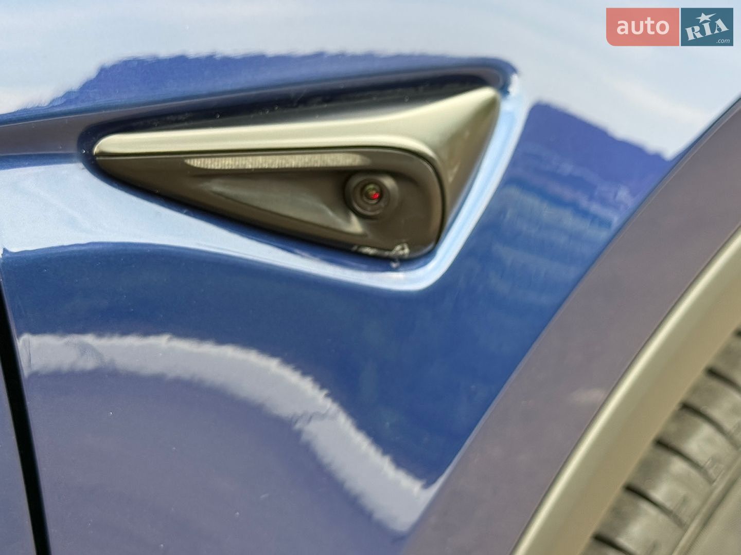 Tesla Model Y 2025 VIN 7SAYGDED2TA443077 фото оголошення 45 з 114