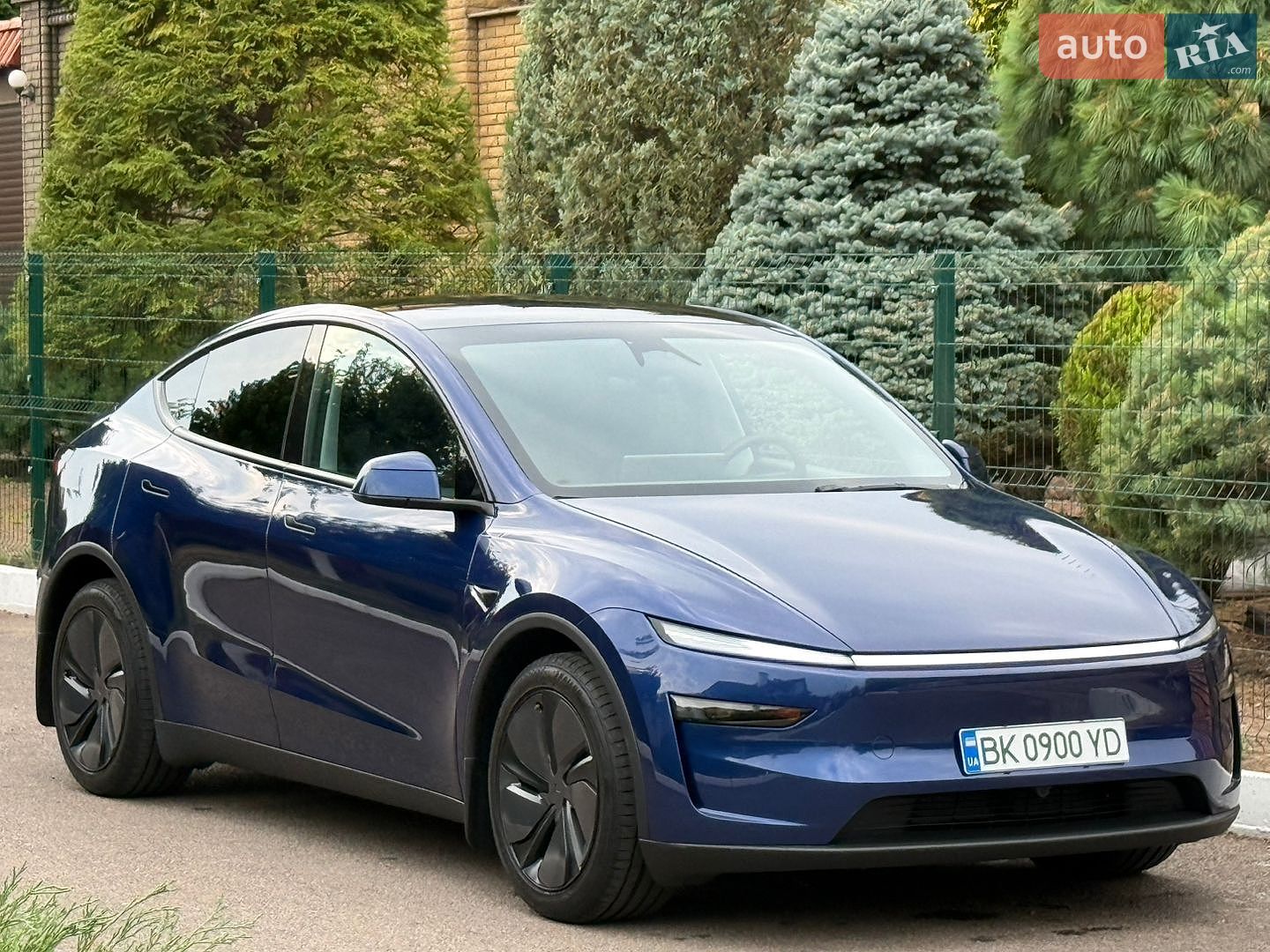 Tesla Model Y 2025 VIN 7SAYGDED2TA443077 фото оголошення 113 з 114
