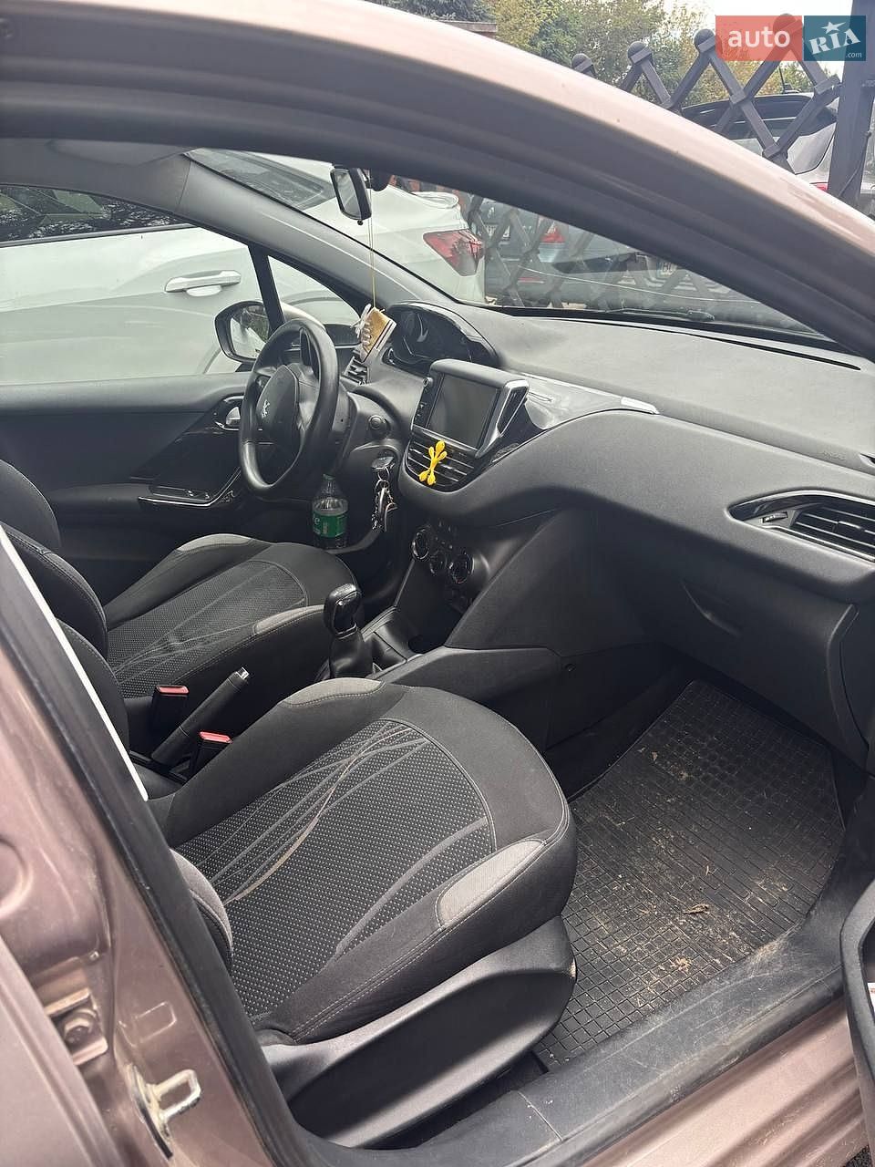 Peugeot 208 2012 VIN VF3CC8HR0CT097953 фото оголошення 2 з 11