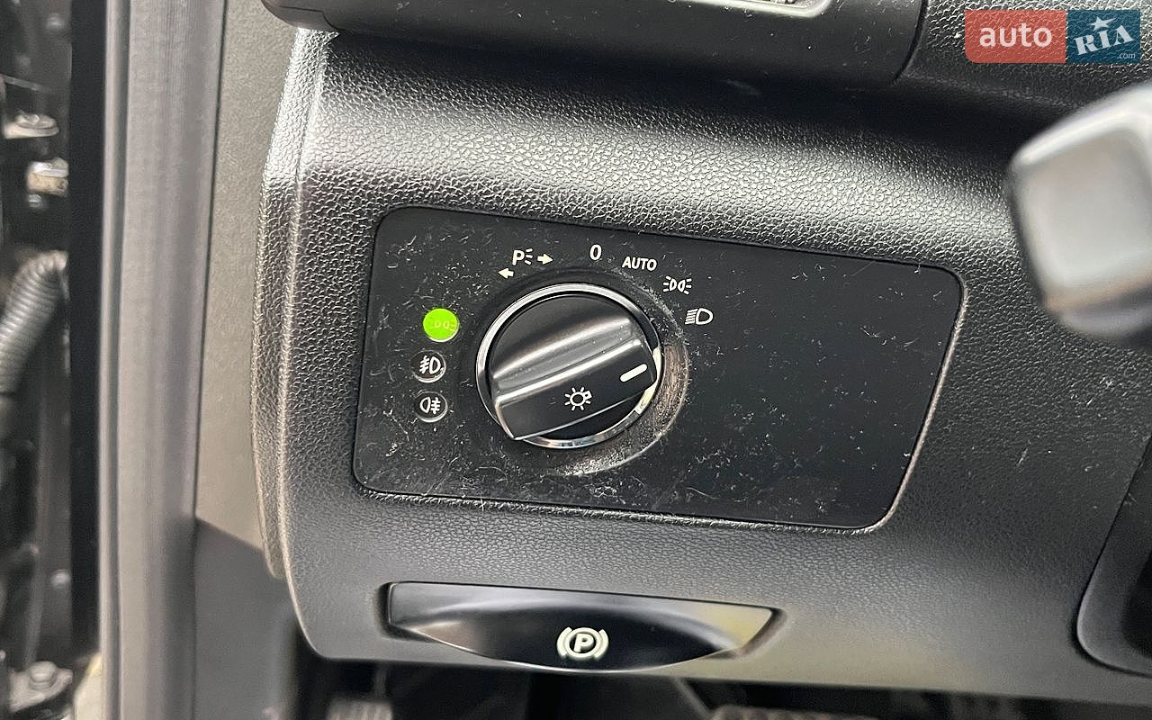 Mercedes-Benz R-Class 2011 VIN 4JGCB2FE1BA127967 фото оголошення 13 з 24