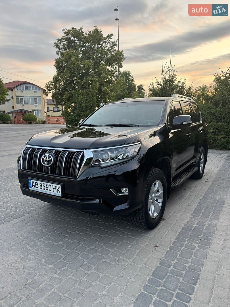 Toyota Land Cruiser Prado 2020 VIN JTEBR3FJ90K165660 фото оголошення 2 з 69