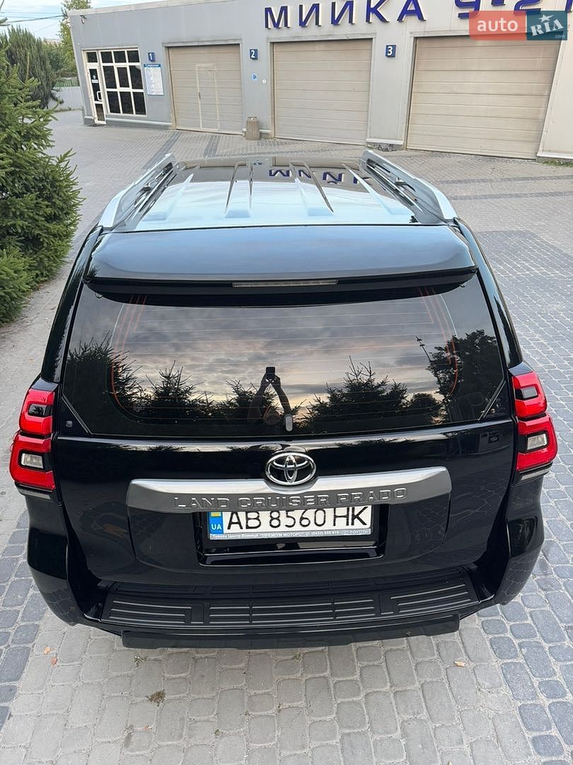 Toyota Land Cruiser Prado 2020 VIN JTEBR3FJ90K165660 фото оголошення 10 з 69