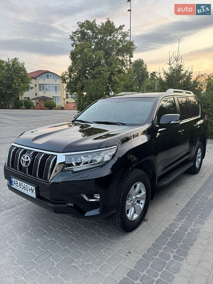 Toyota Land Cruiser Prado 2020 VIN JTEBR3FJ90K165660 фото оголошення 17 з 69