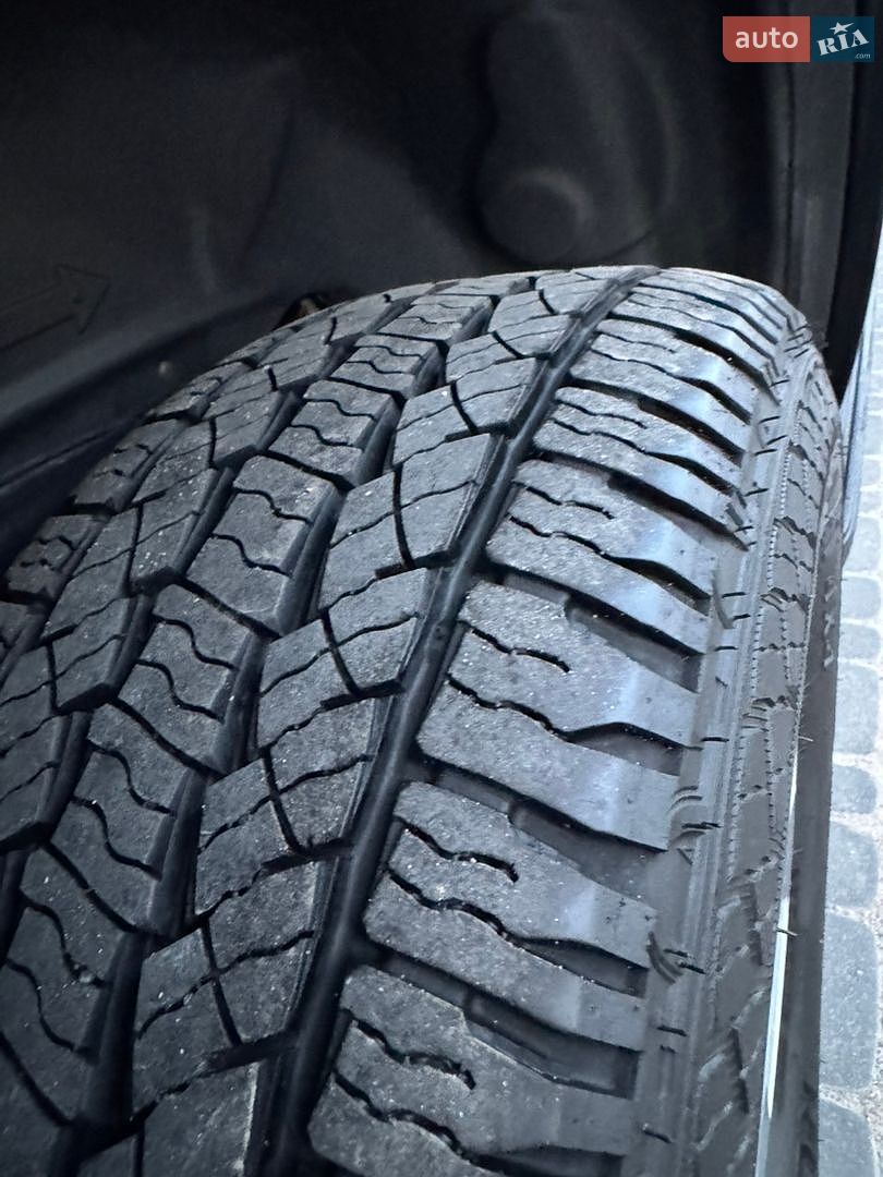 Toyota Land Cruiser Prado 2020 VIN JTEBR3FJ90K165660 фото оголошення 33 з 69