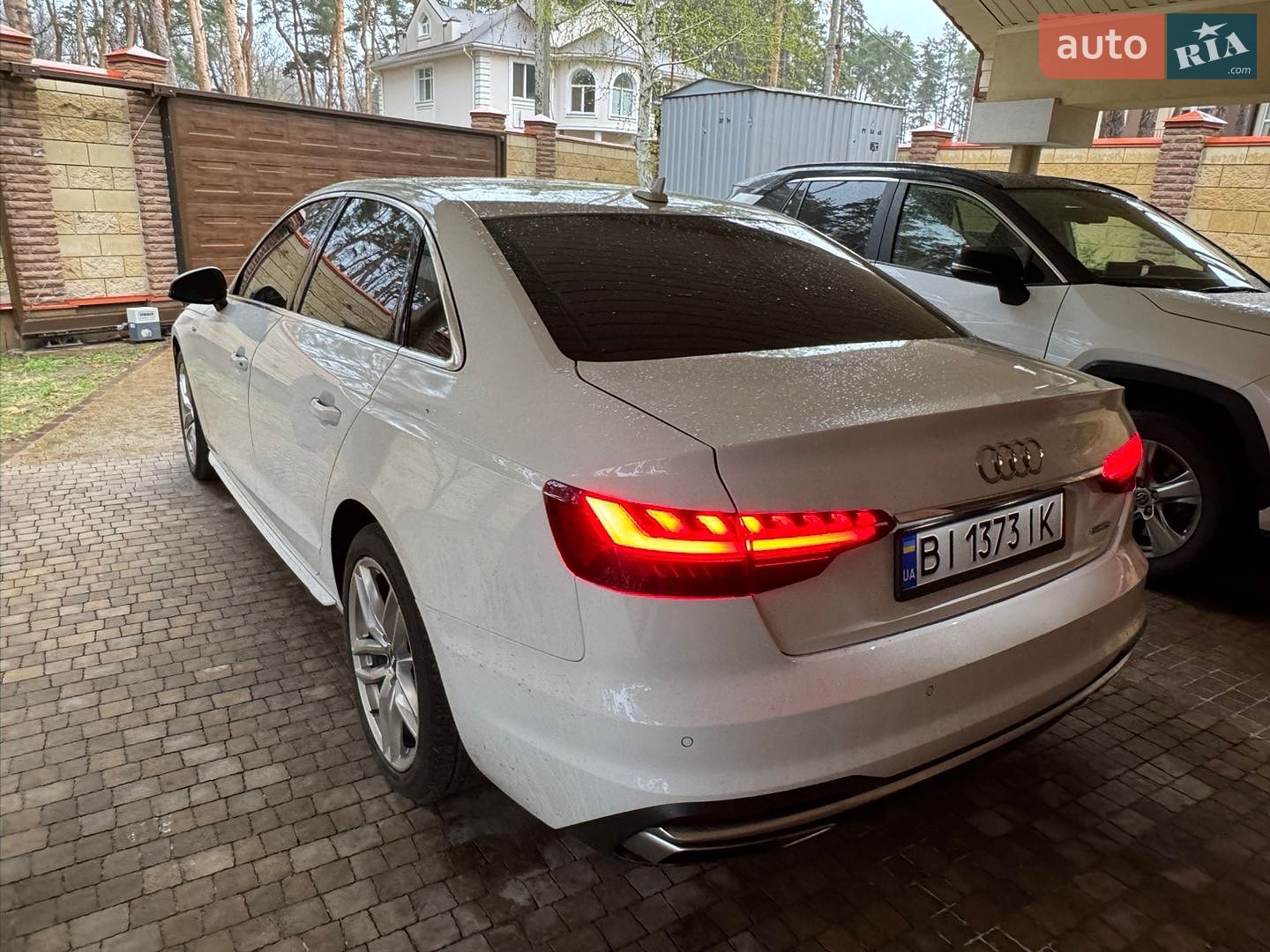 Audi A4 2020 VIN WAUENAF48LN011579 фото оголошення 38 з 41
