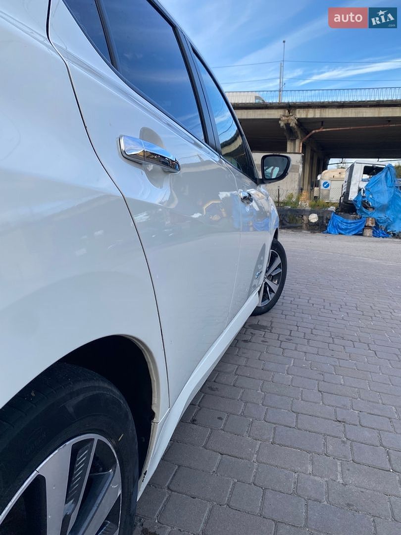 Nissan Leaf 2019 VIN SJNFAAZE1U0041007 фото оголошення 8 з 16
