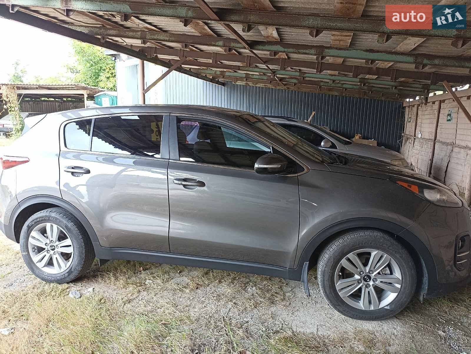 Kia Sportage 2017 VIN KNAPM813BJK425947 фото оголошення 2 з 23