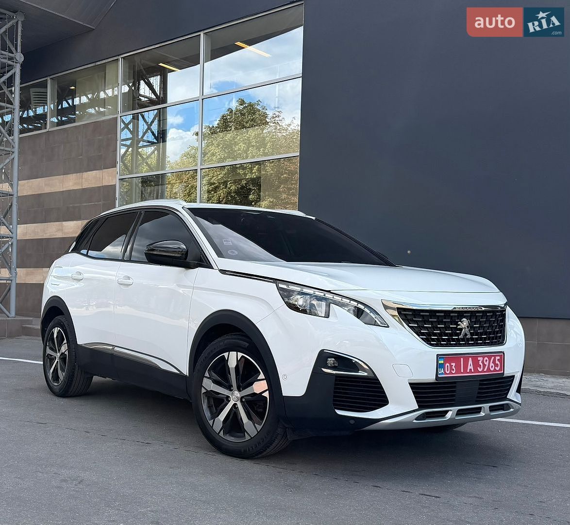 Peugeot 3008 2018 VIN VF3MCBHZWJS012821 фото оголошення 2 з 117
