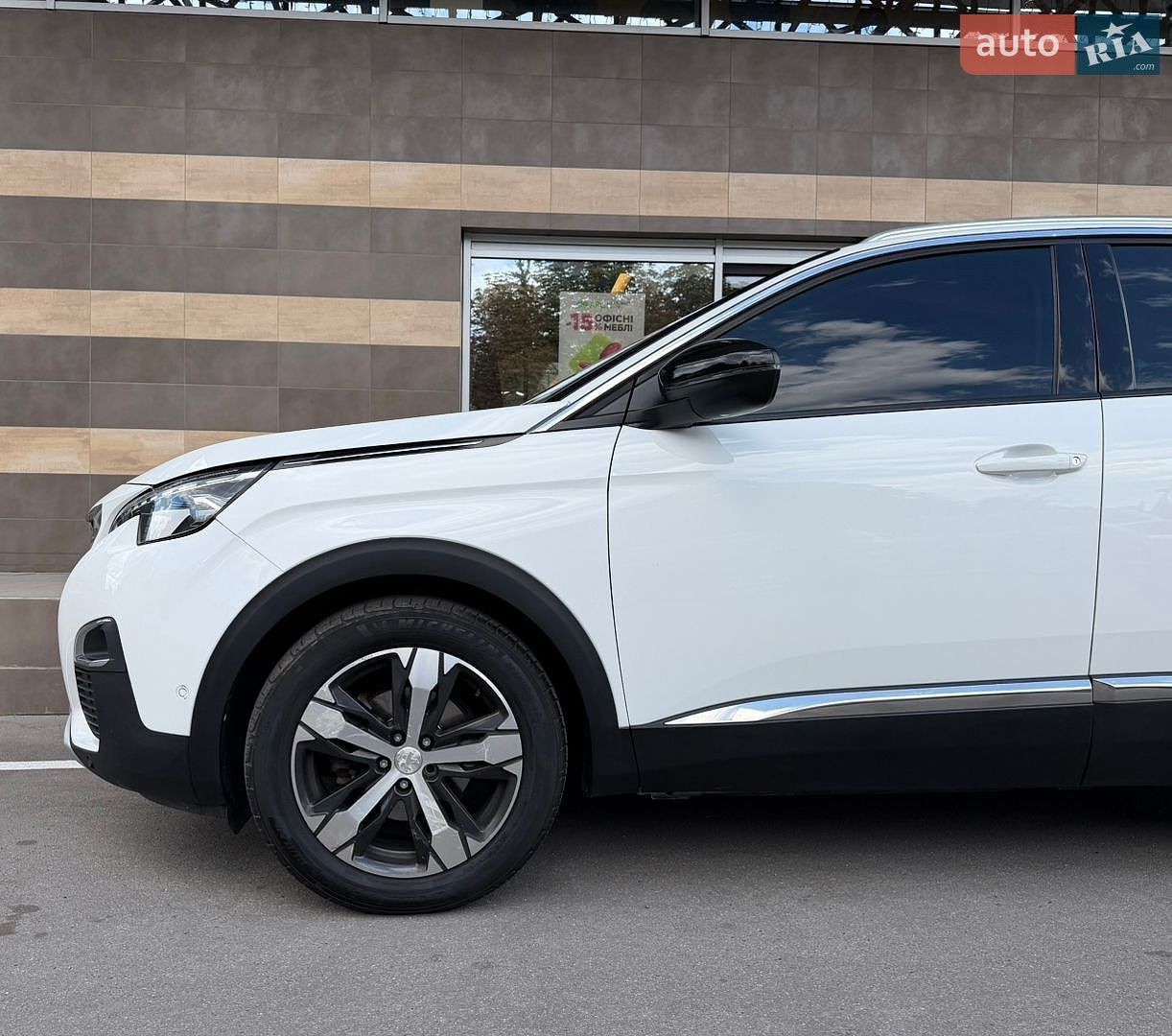 Peugeot 3008 2018 VIN VF3MCBHZWJS012821 фото оголошення 29 з 117