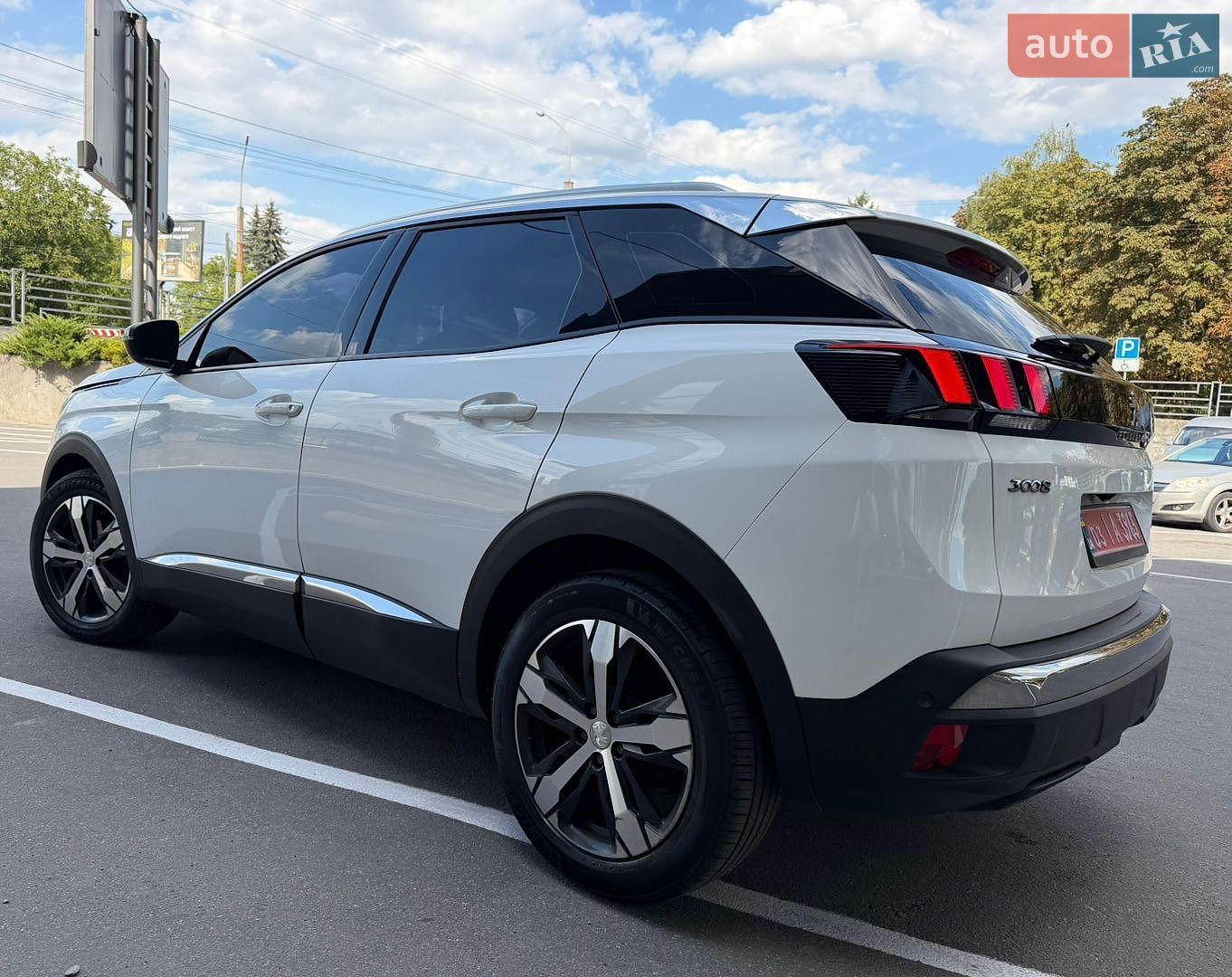 Peugeot 3008 2018 VIN VF3MCBHZWJS012821 фото оголошення 28 з 117