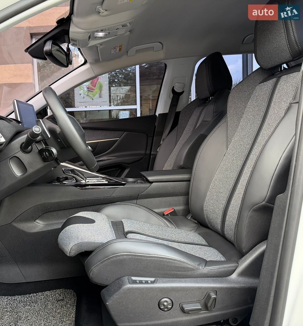 Peugeot 3008 2018 VIN VF3MCBHZWJS012821 фото оголошення 46 з 117