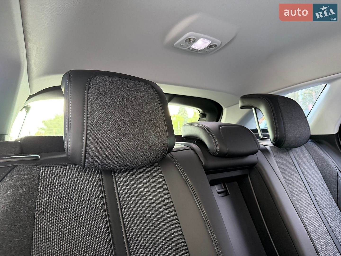 Peugeot 3008 2018 VIN VF3MCBHZWJS012821 фото оголошення 67 з 117