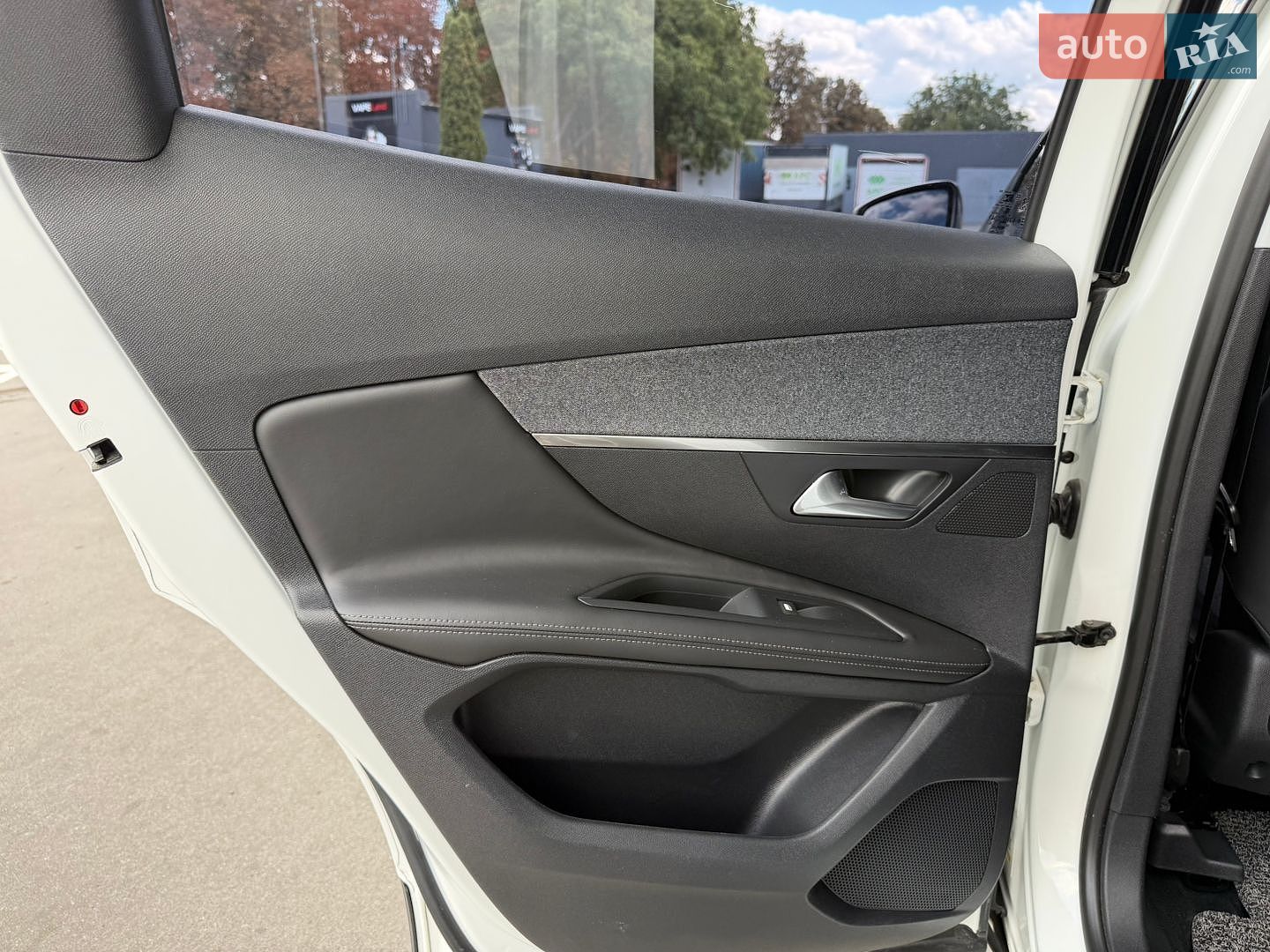 Peugeot 3008 2018 VIN VF3MCBHZWJS012821 фото оголошення 87 з 117