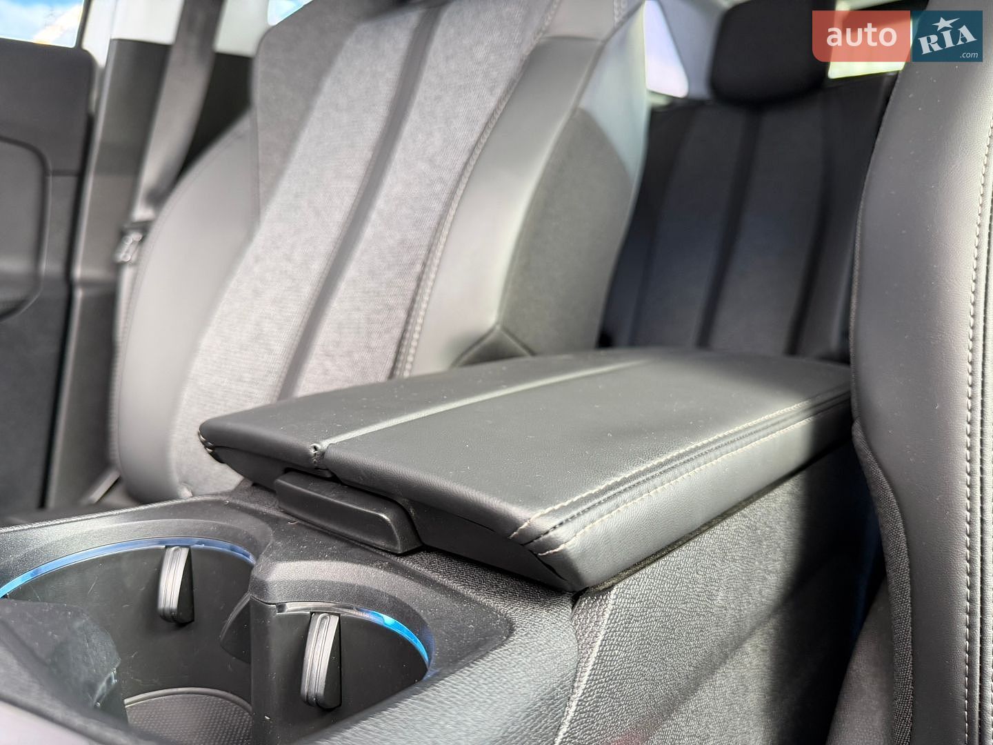 Peugeot 3008 2018 VIN VF3MCBHZWJS012821 фото оголошення 93 з 117