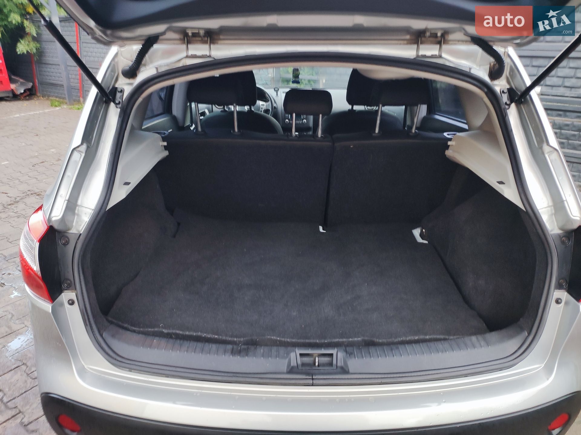 Nissan Qashqai 2012 VIN SJNFAAJ10U2690879 фото оголошення 18 з 24