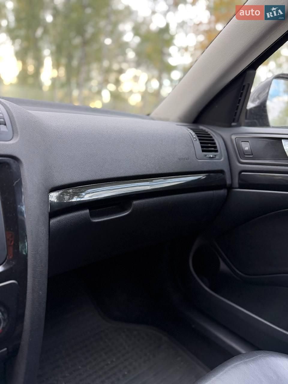 Skoda Octavia 2012 VIN TMBFJ61Z6C2119901 фото оголошення 3 з 15