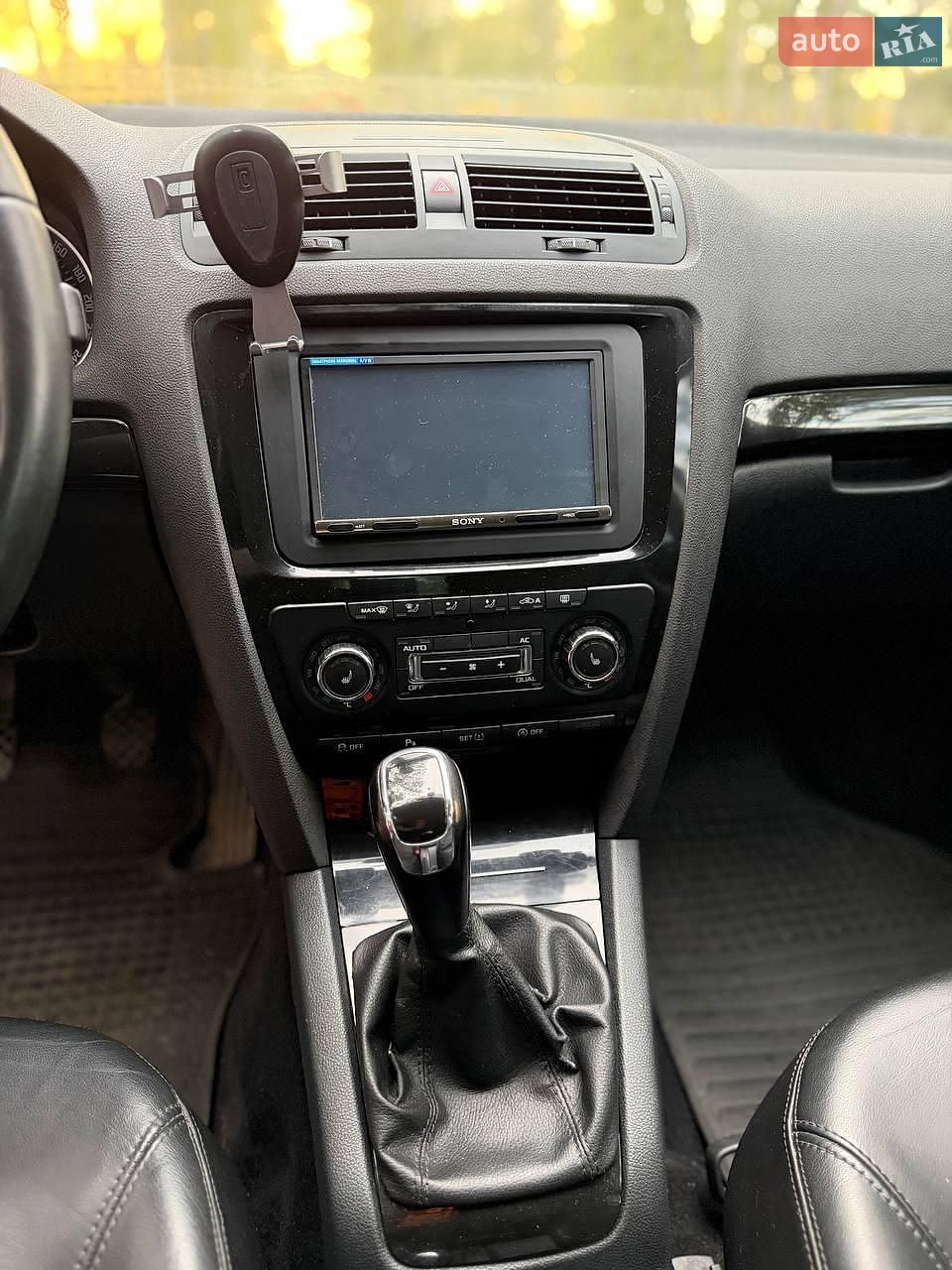 Skoda Octavia 2012 VIN TMBFJ61Z6C2119901 фото оголошення 14 з 15