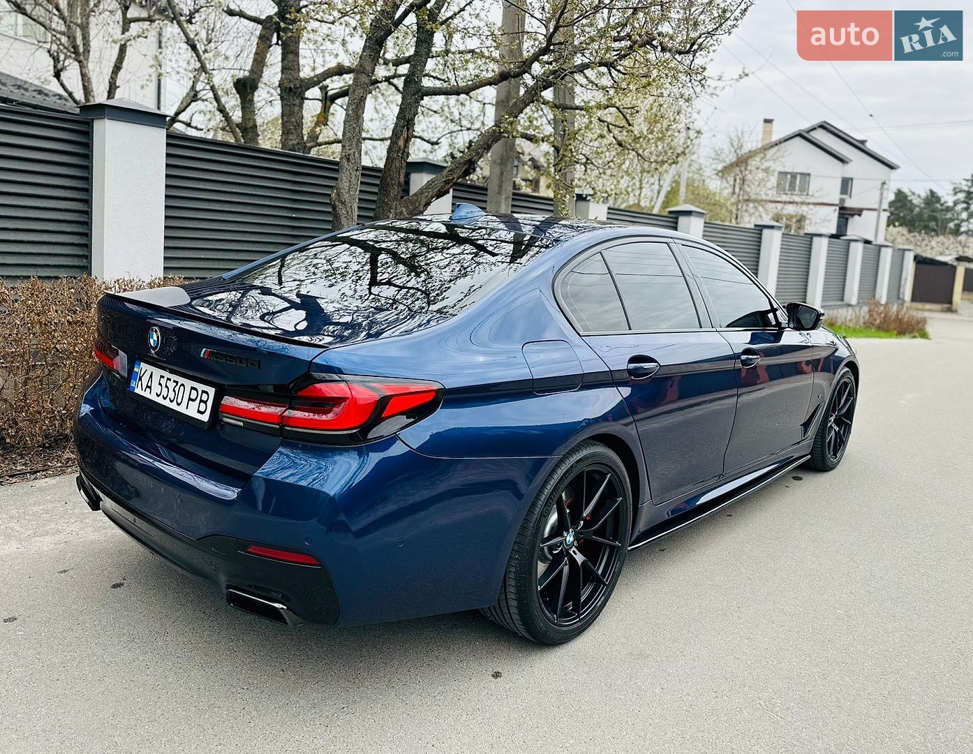 BMW 5 Series 2017 VIN WBAJD11040G884588 фото оголошення 3 з 22
