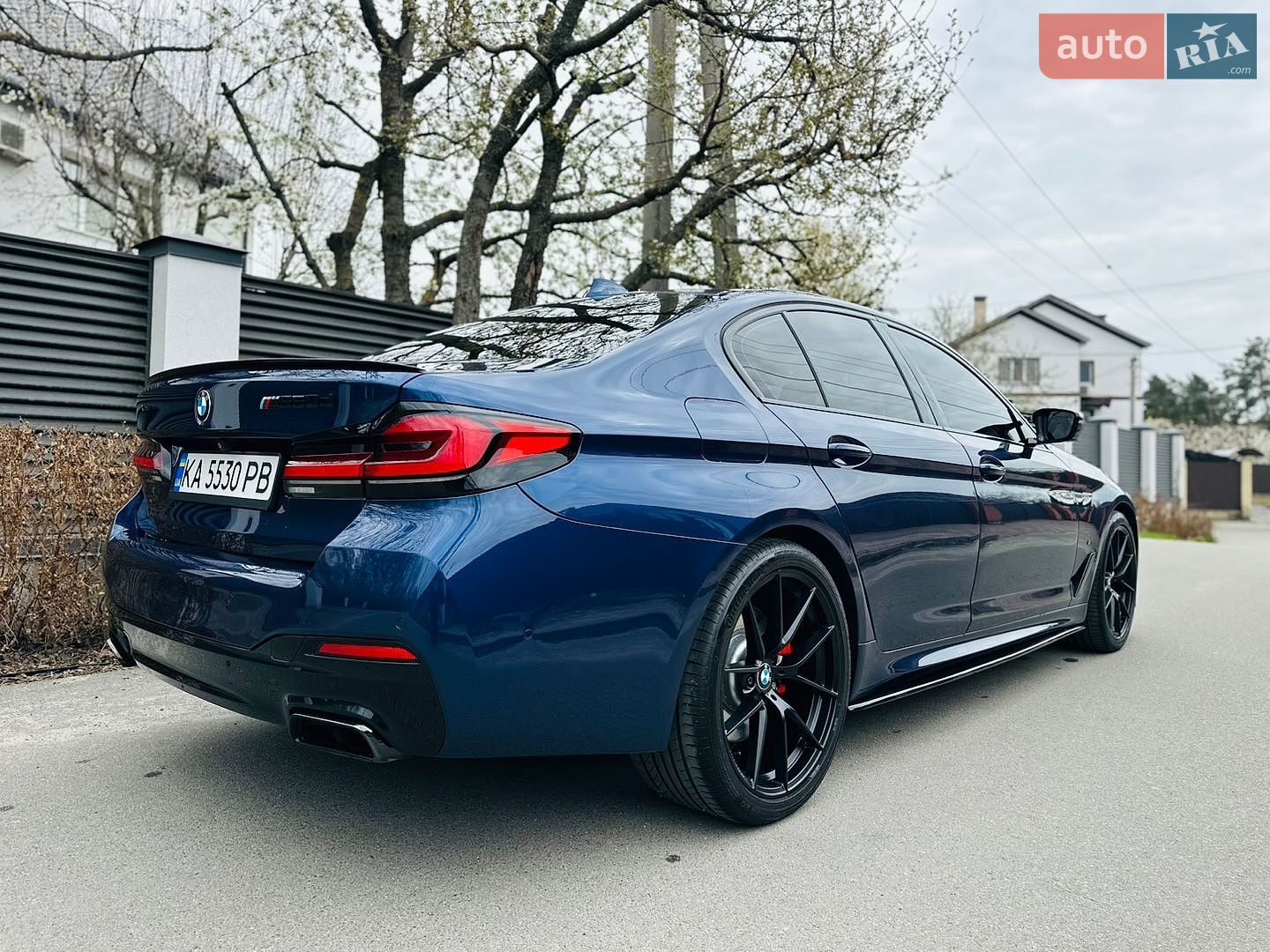 BMW 5 Series 2017 VIN WBAJD11040G884588 фото оголошення 6 з 28