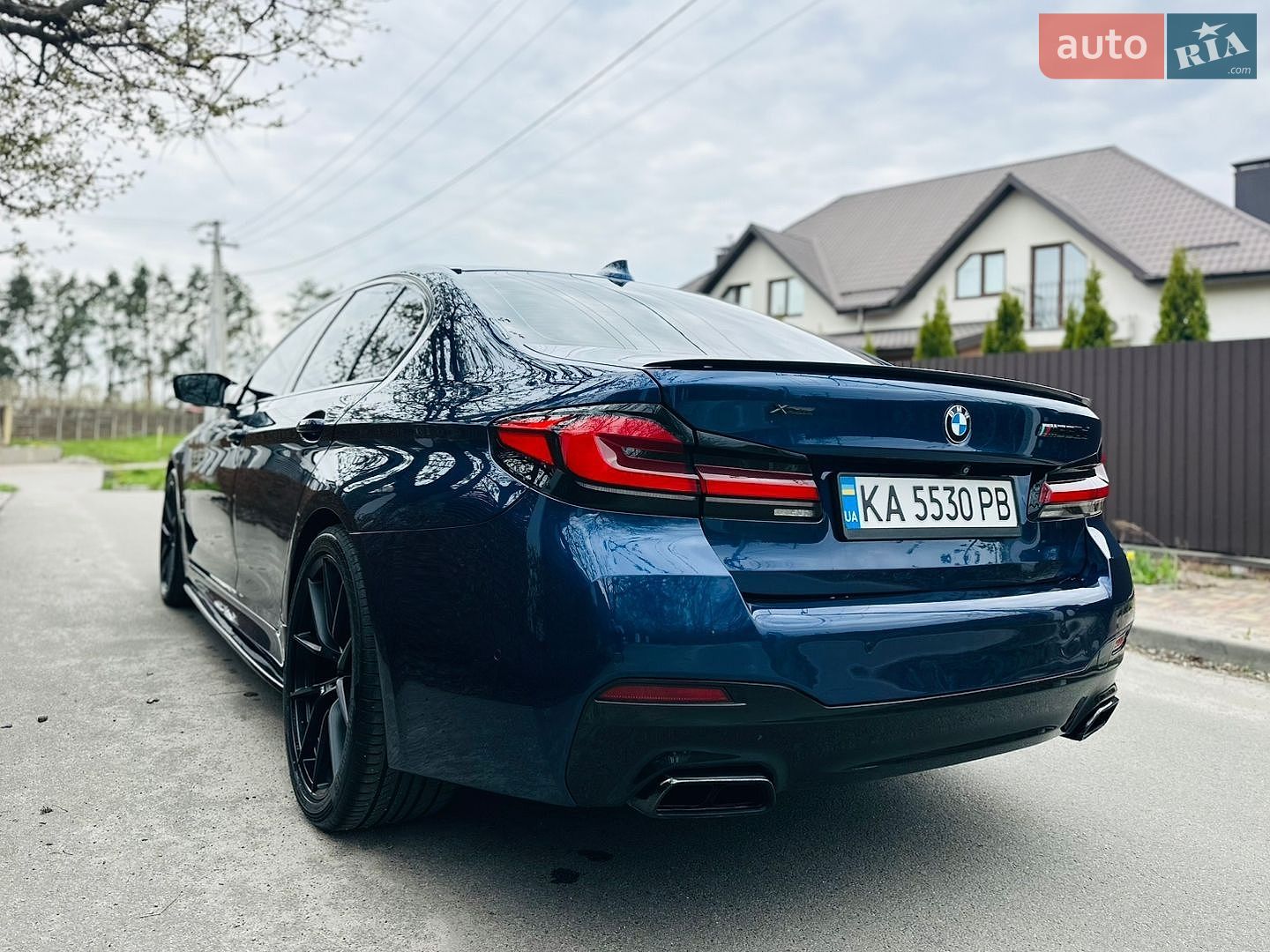 BMW 5 Series 2017 VIN WBAJD11040G884588 фото оголошення 12 з 28