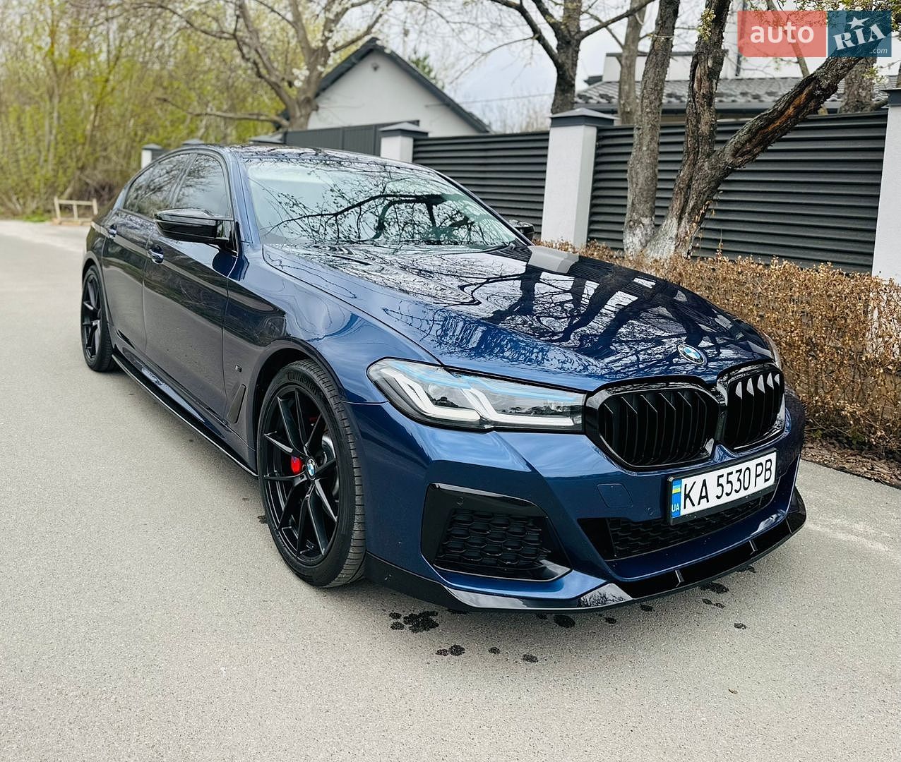 BMW 5 Series 2017 VIN WBAJD11040G884588 фото оголошення 16 з 28