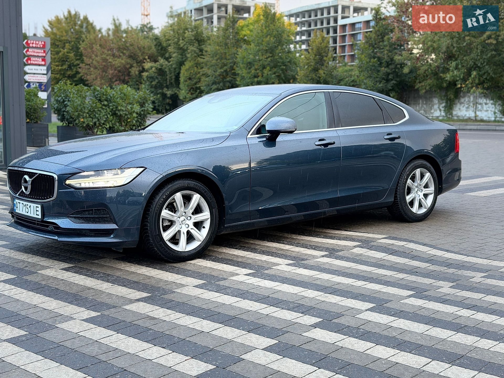 Volvo S90 2017 VIN LVYPS79B0JP032963 фото оголошення 3 з 12