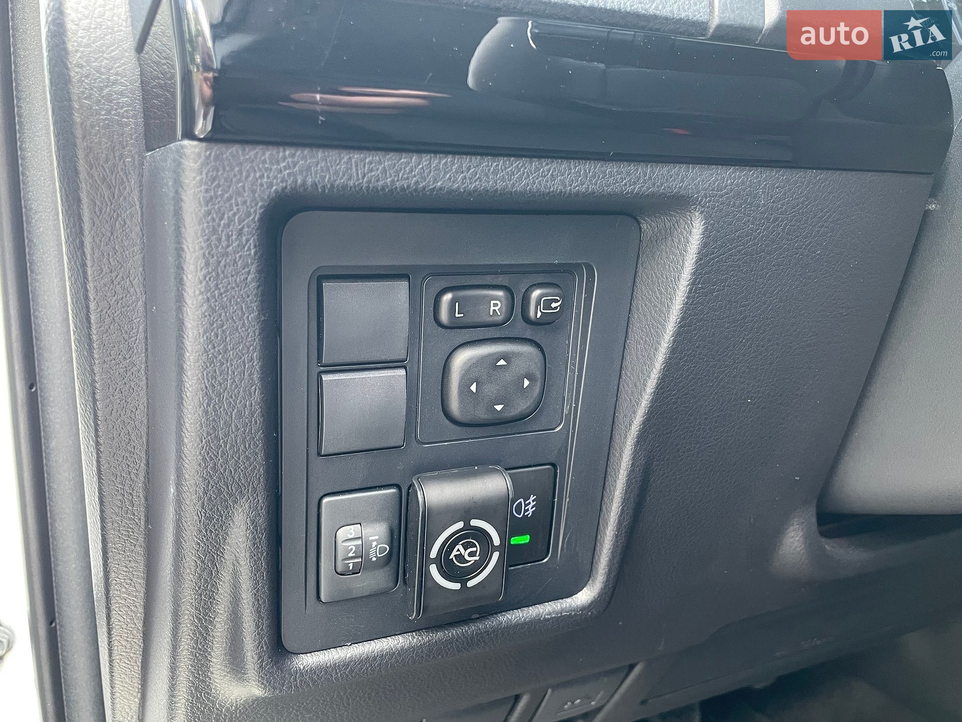 Toyota Land Cruiser Prado 2021 VIN JTEBX3FJ10K336472 фото оголошення 35 з 60