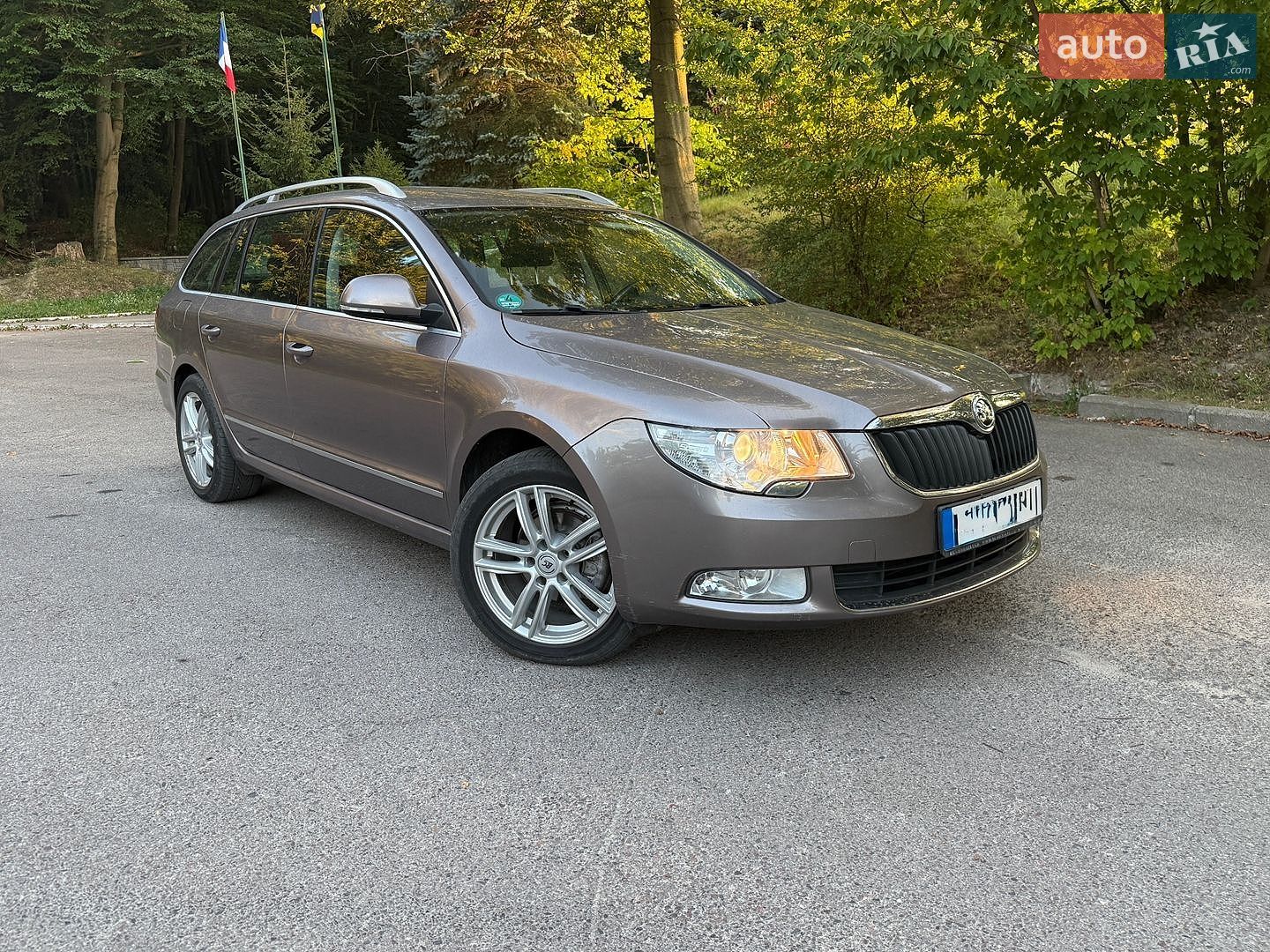 Skoda Superb 2010 VIN TMBJJ73T6B9028092 фото оголошення 7 з 23