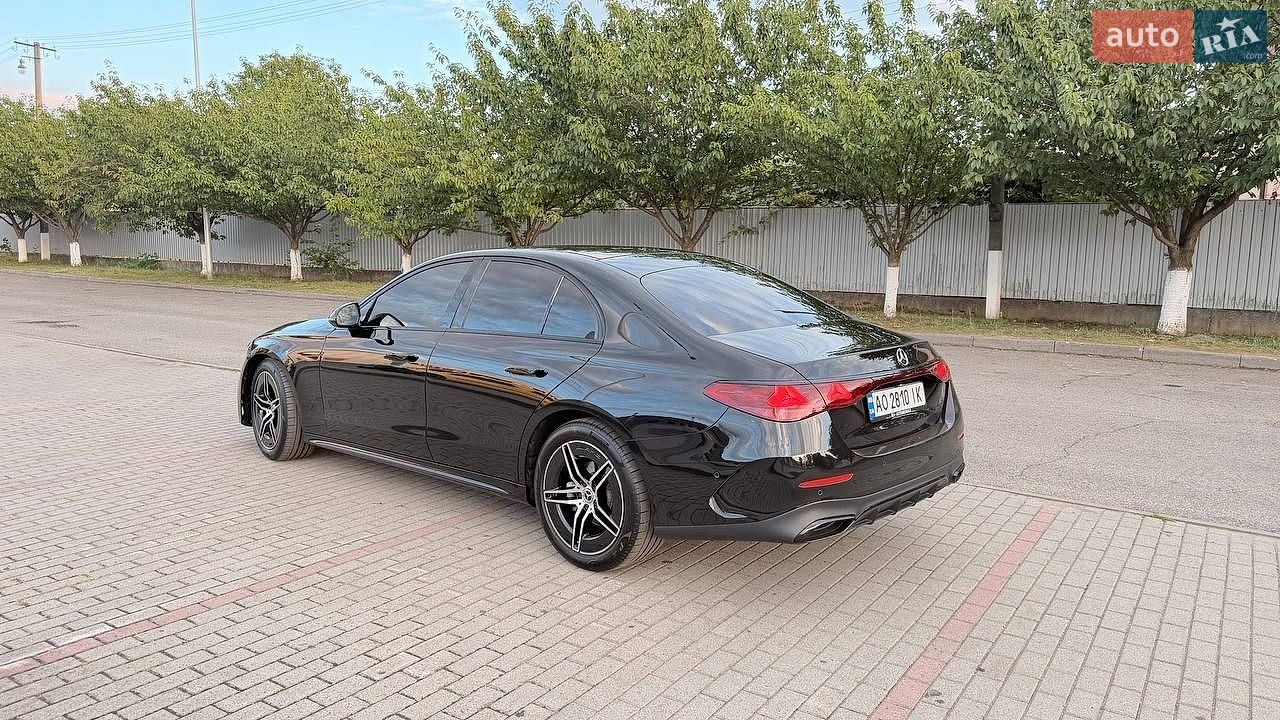 Mercedes-Benz E-Class 2023 VIN W1KLF0EB3RA016907 фото оголошення 5 з 40