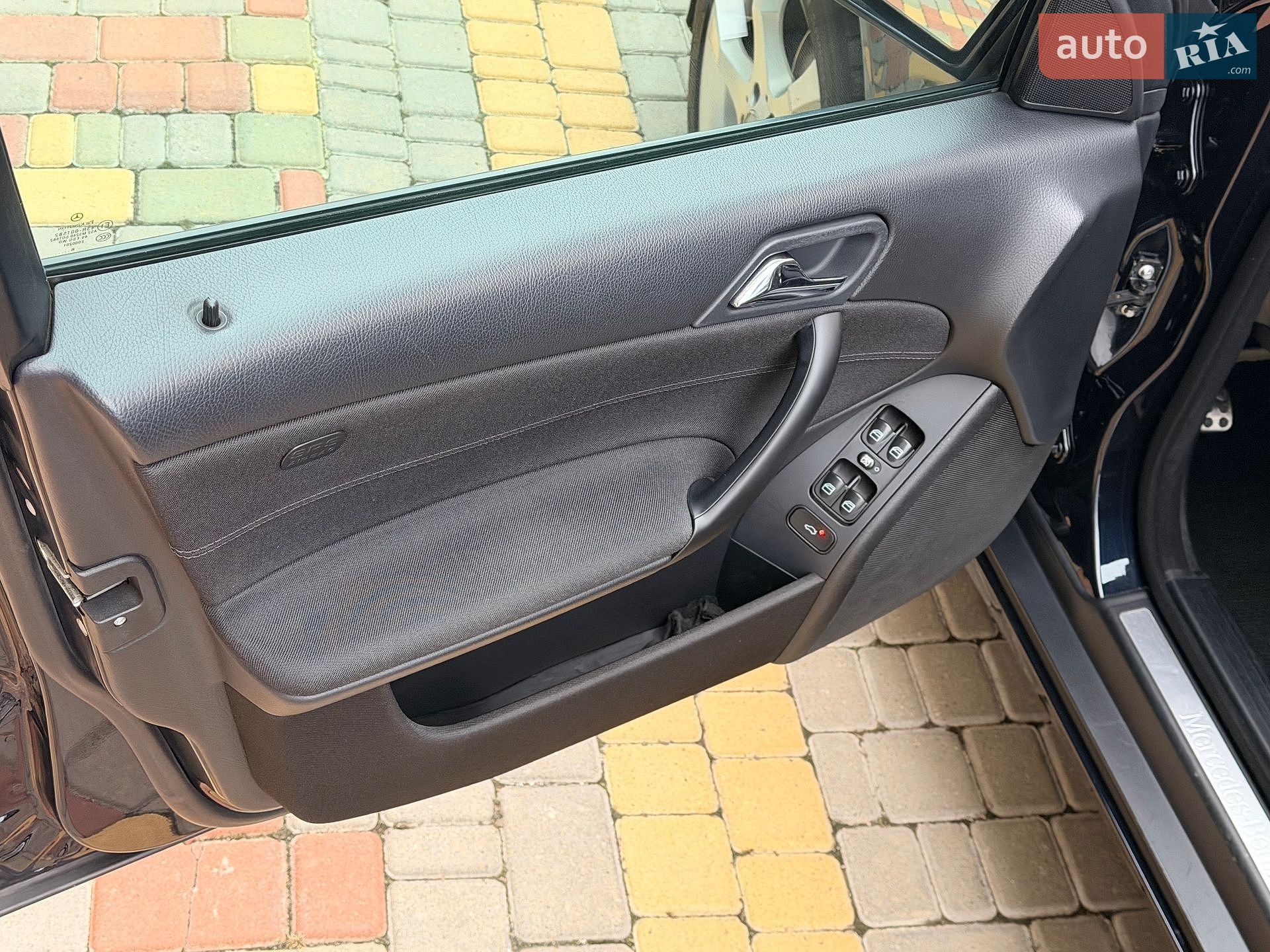 Mercedes-Benz C-Class 2007 VIN WDB2030421A949254 фото оголошення 37 з 171