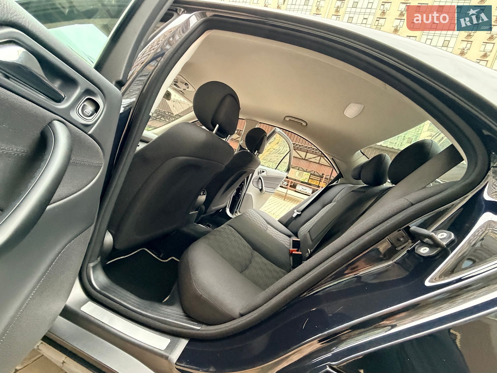 Mercedes-Benz C-Class 2007 VIN WDB2030421A949254 фото оголошення 41 з 171