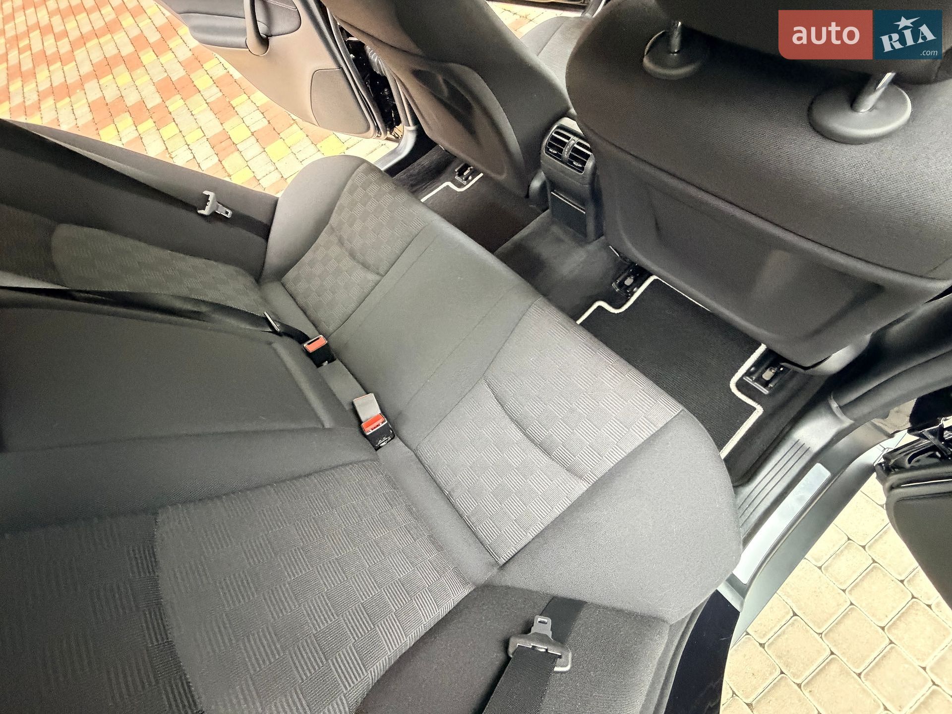 Mercedes-Benz C-Class 2007 VIN WDB2030421A949254 фото оголошення 52 з 171