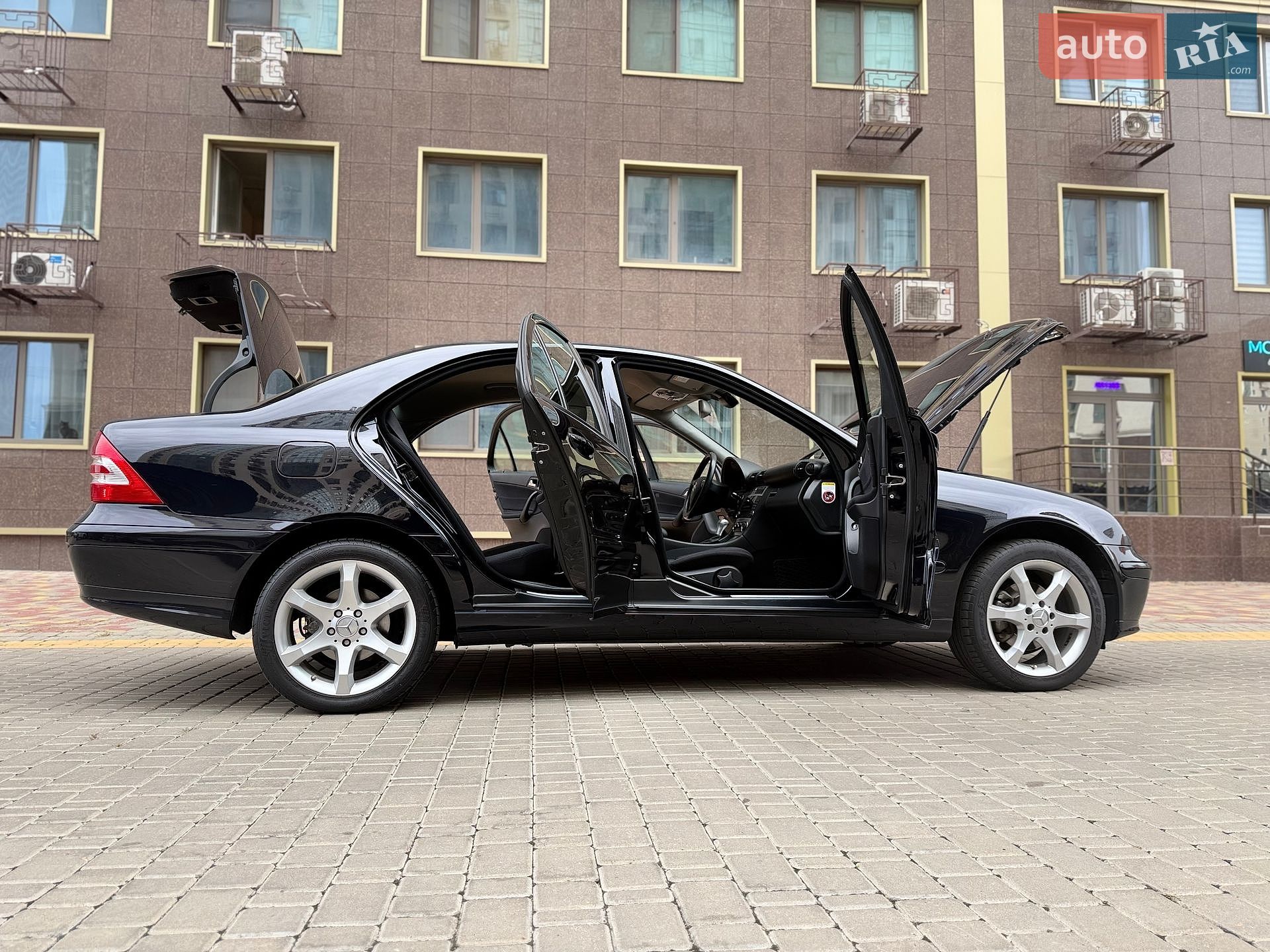 Mercedes-Benz C-Class 2007 VIN WDB2030421A949254 фото оголошення 78 з 171