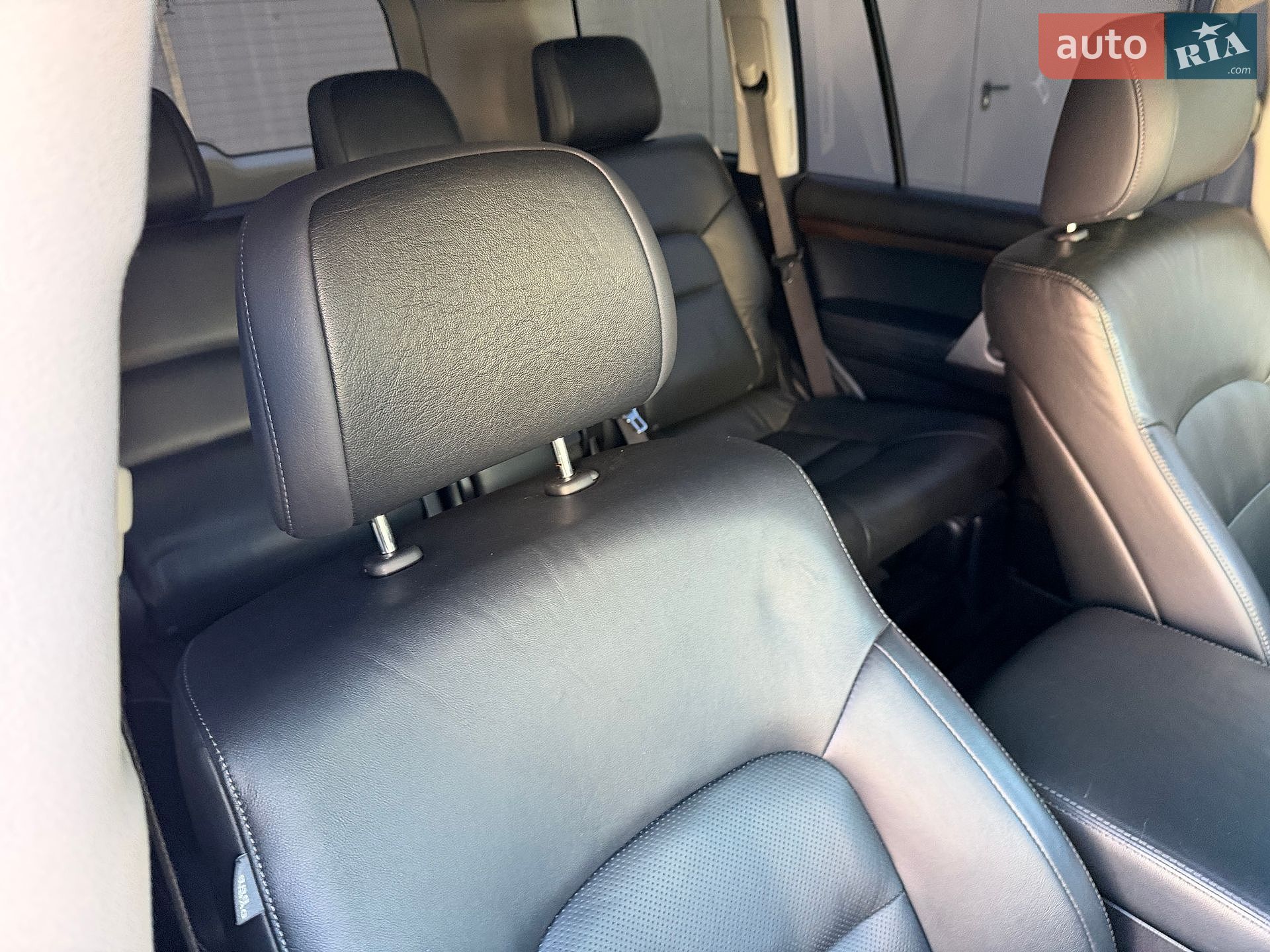 Toyota Land Cruiser 2018 VIN JTMCV05J004250430 фото оголошення 62 з 64