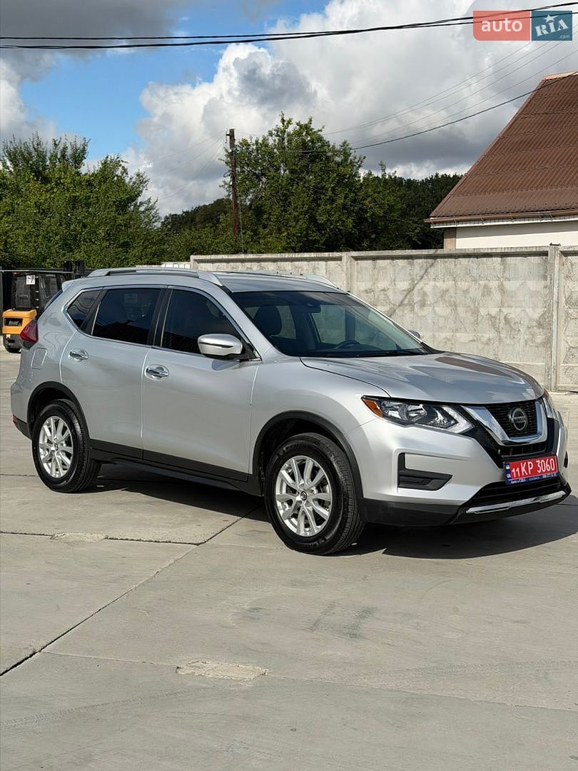 Nissan Rogue 2018 VIN KNMAT2MV5KP502784 фото оголошення 9 з 36