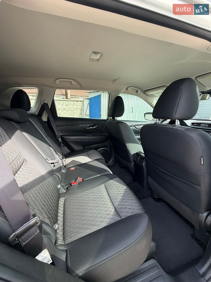 Nissan Rogue 2018 VIN KNMAT2MV5KP502784 фото оголошення 28 з 36