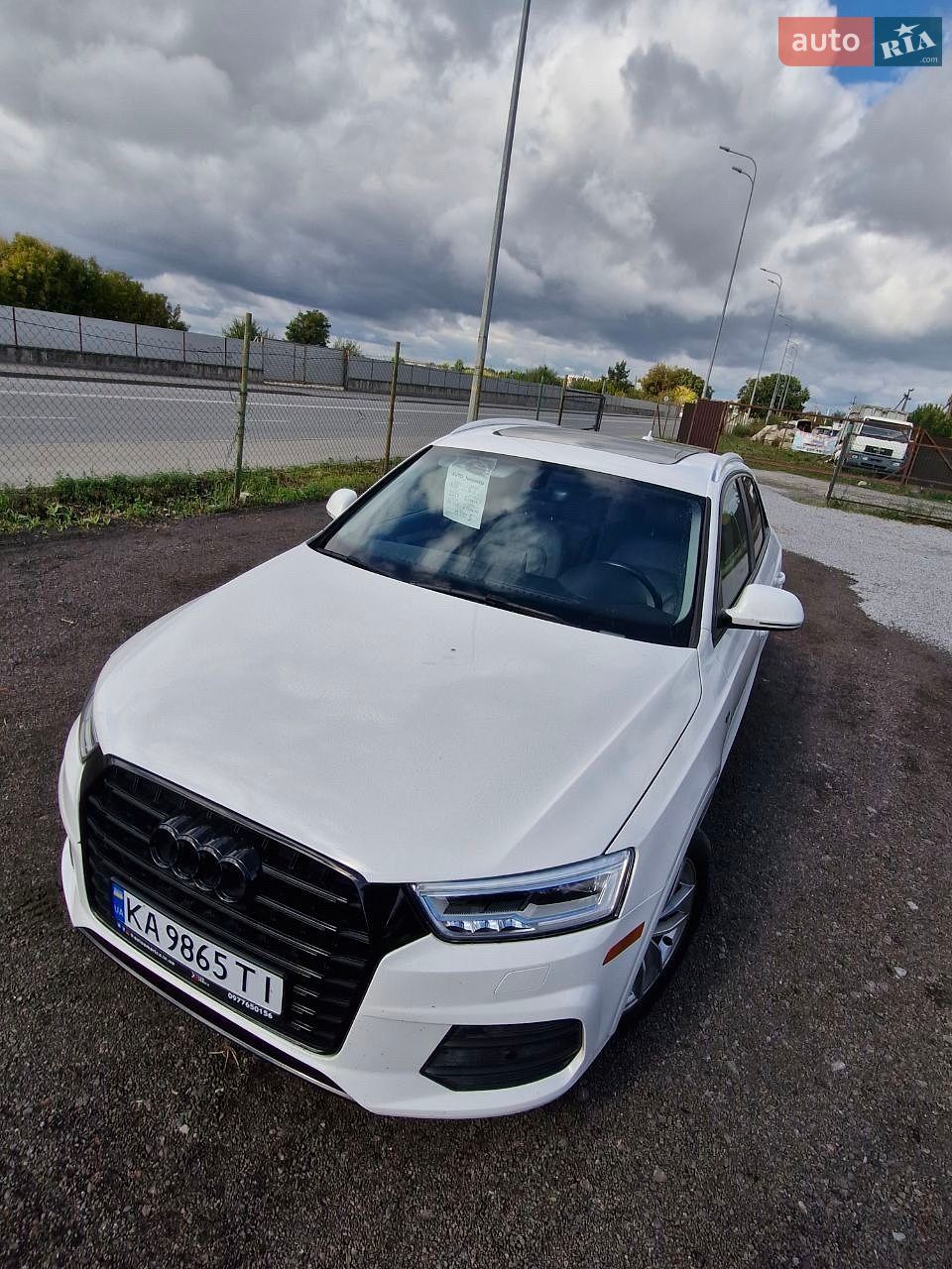Audi Q3 2017 VIN WA1BCCFS3HR016625 фото оголошення 8 з 17