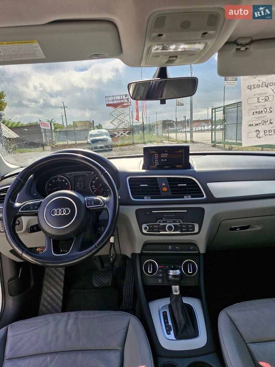 Audi Q3 2017 VIN WA1BCCFS3HR016625 фото оголошення 10 з 17
