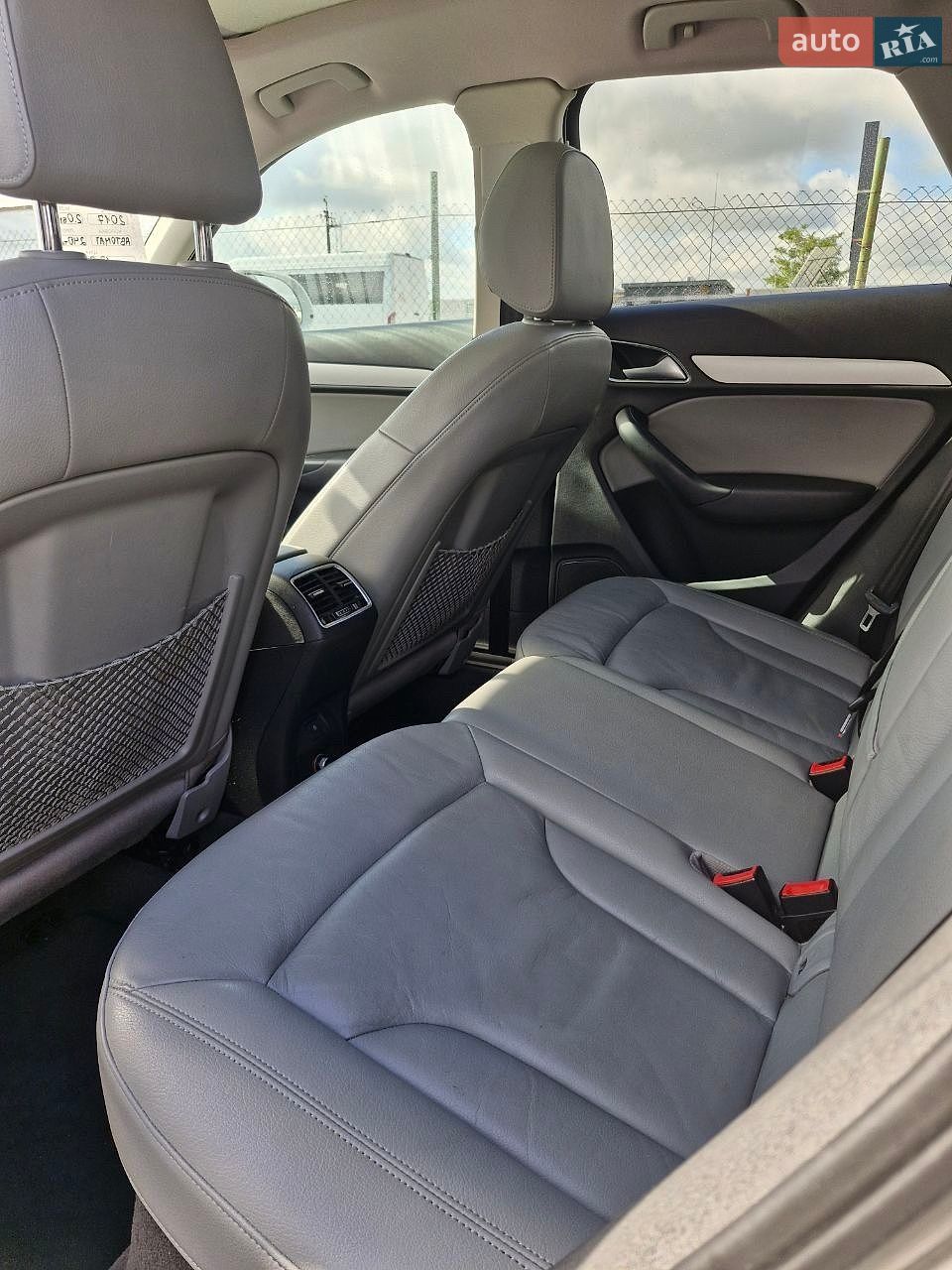 Audi Q3 2017 VIN WA1BCCFS3HR016625 фото оголошення 12 з 17