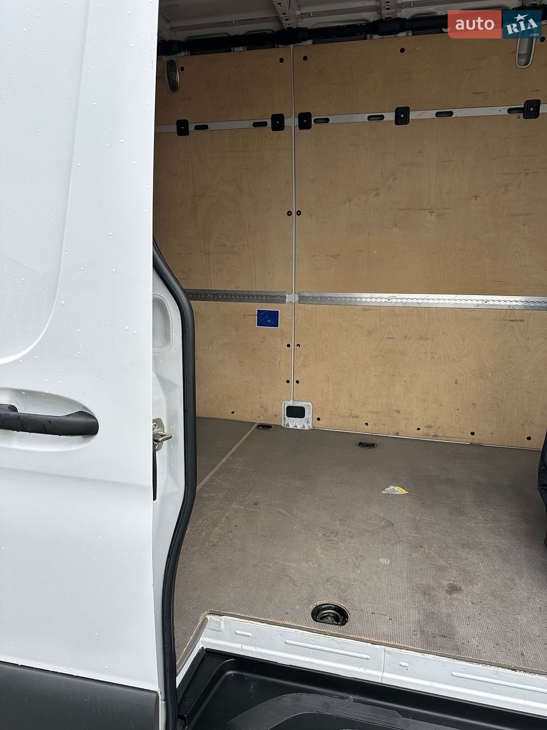 Mercedes-Benz Sprinter 2020 VIN W1V9076351P269153 фото оголошення 18 з 21