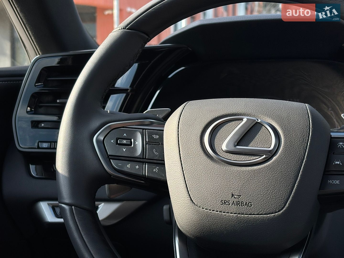 Lexus RX 2024 VIN 2T2BAMBA4RC043225 фото оголошення 33 з 69