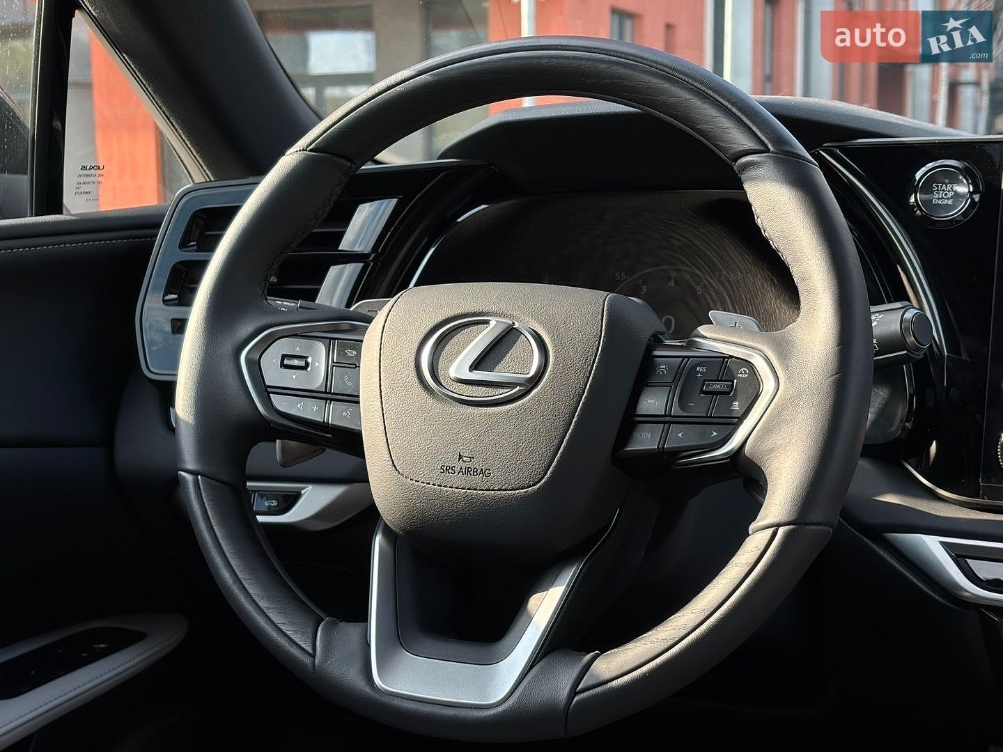 Lexus RX 2024 VIN 2T2BAMBA4RC043225 фото оголошення 38 з 69