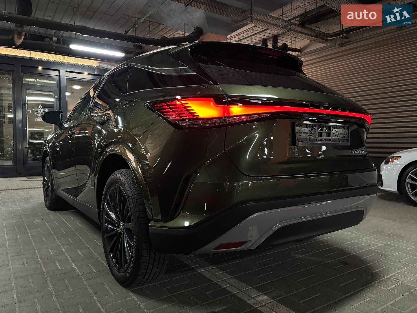 Lexus RX 2024 VIN 2T2BAMBA4RC043225 фото оголошення 65 з 69