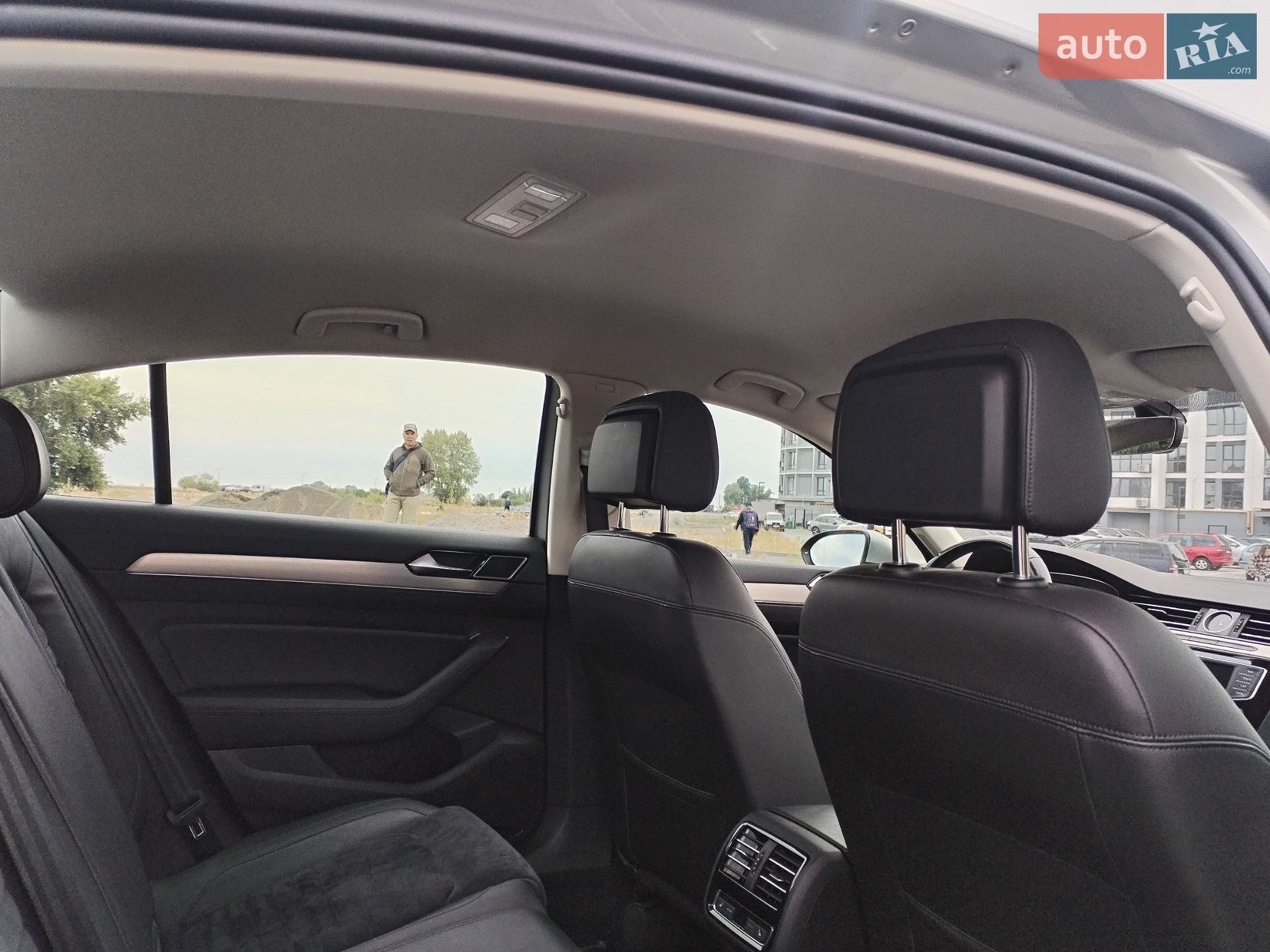 Volkswagen Passat 2017 VIN WVWZZZ3CZHE146051 фото оголошення 35 з 94