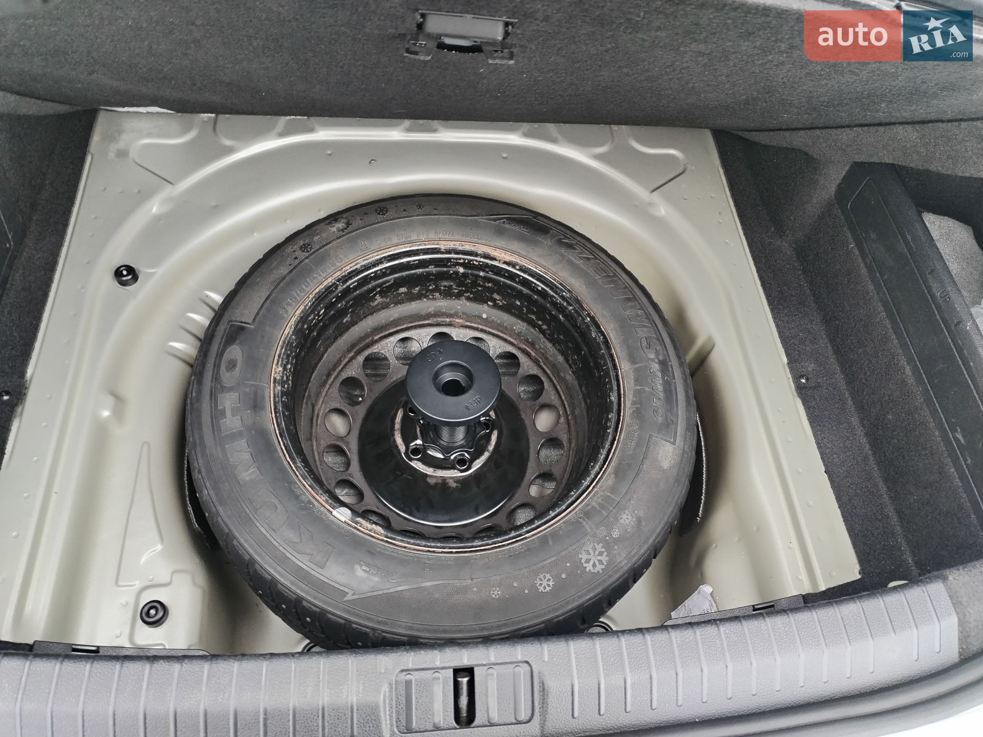 Volkswagen Passat 2017 VIN WVWZZZ3CZHE146051 фото оголошення 54 з 94