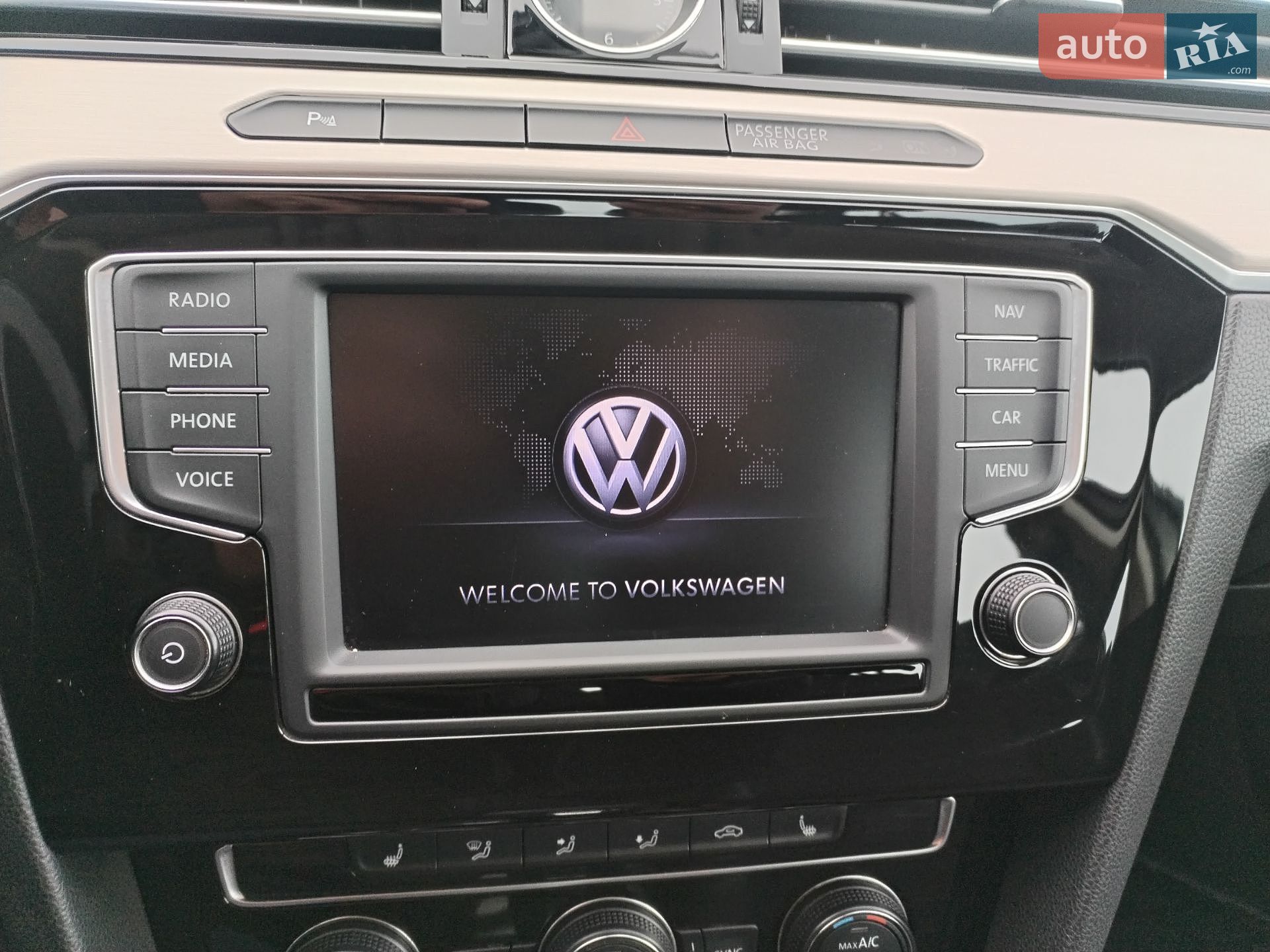 Volkswagen Passat 2017 VIN WVWZZZ3CZHE146051 фото оголошення 65 з 94